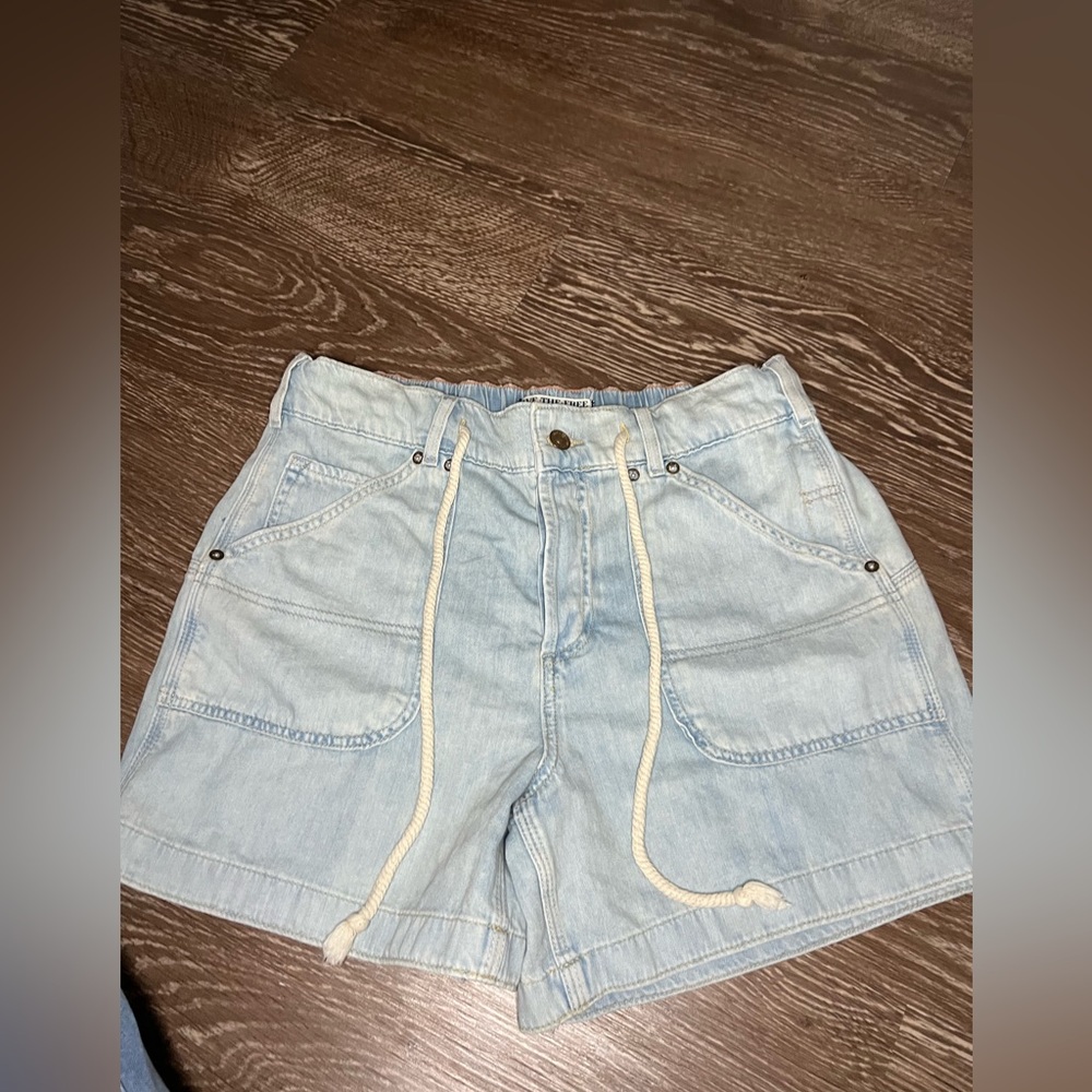 Free People, Size Small, Light Washed